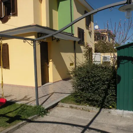 Nel Piano Seminterrato Apartment